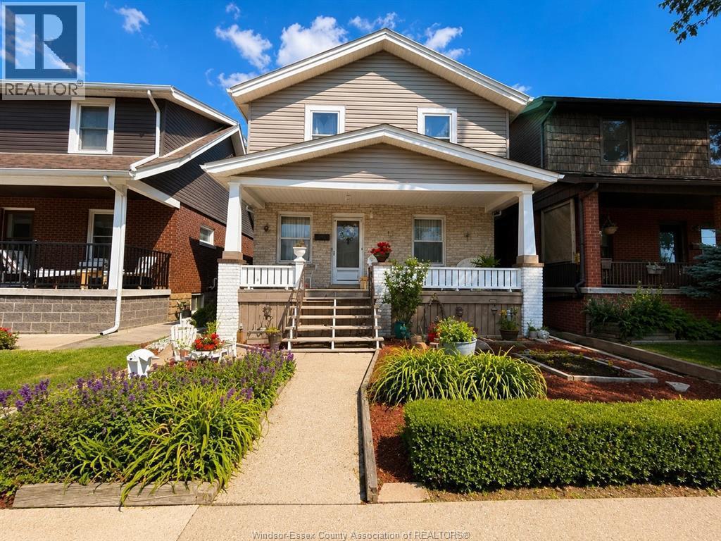 Single Family — 382 Pine Street, Windsor, Ontario