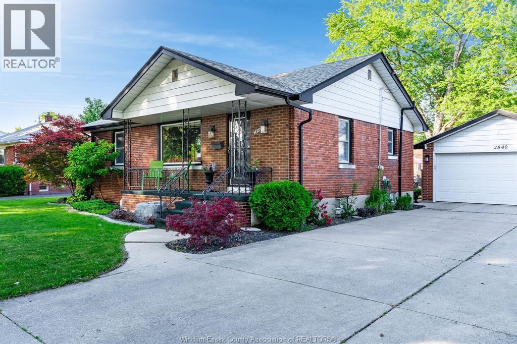 Single Family — 2840 Randolph Avenue, Windsor, Ontario