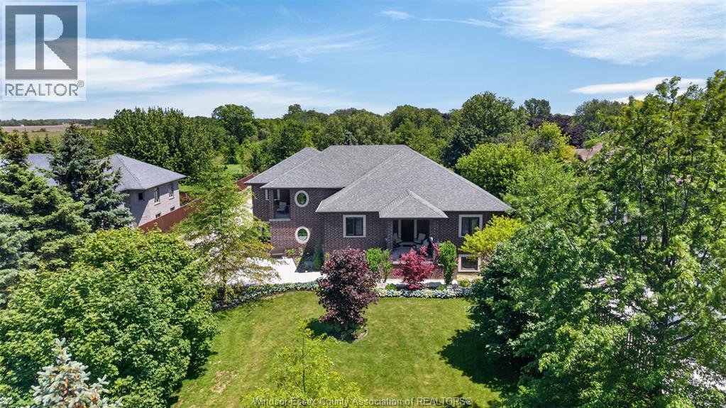 Single Family — 4520 8th Concession Road, Windsor, Ontario