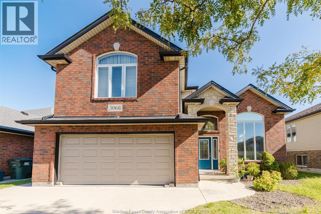 Single Family — 3068 Troup Crescent, Windsor, Ontario