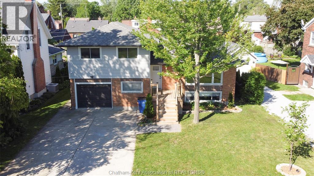 35 Crystal Drive, Chatham — primary photograph