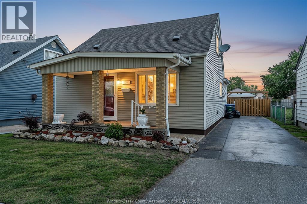 Single Family — 1554 Aubin Road, Windsor, Ontario
