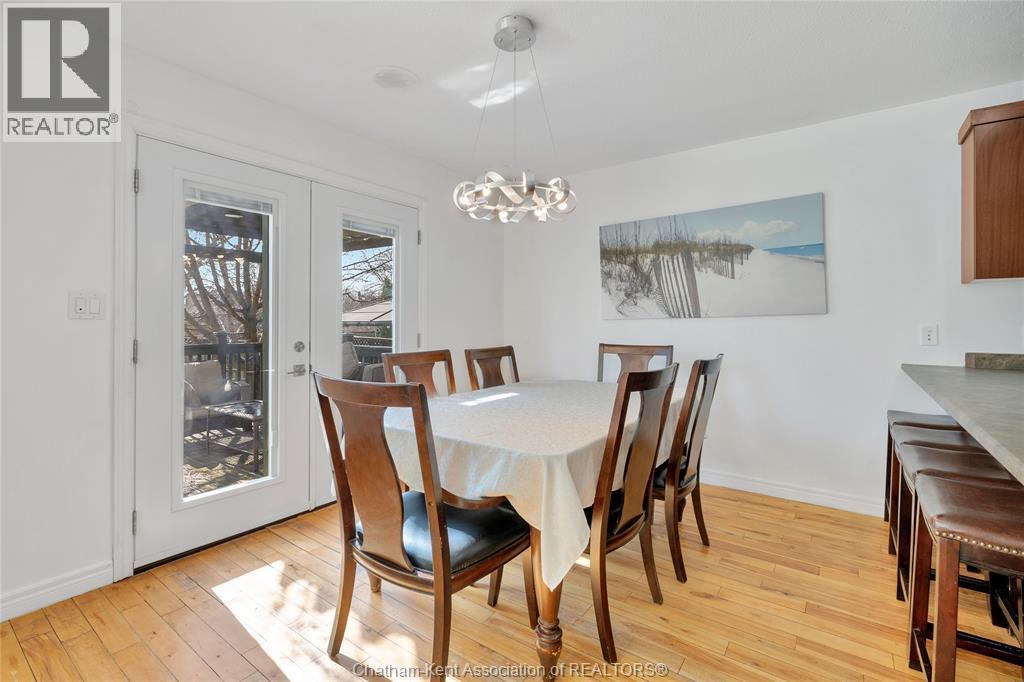 208 Hudson Drive, Chatham — photograph 3