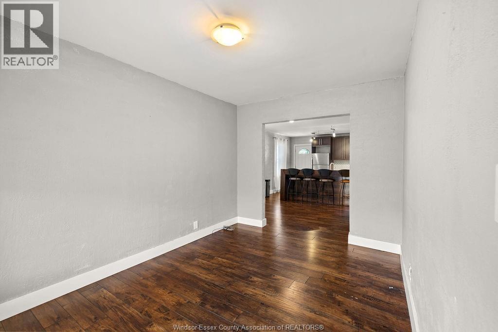 541 Moy, Windsor — photograph 3