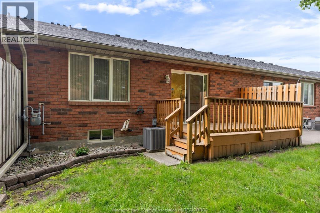 3778 Prairie Court, Windsor — photograph 3