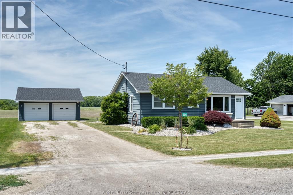 9624 Walker Road, McGregor — photograph 2
