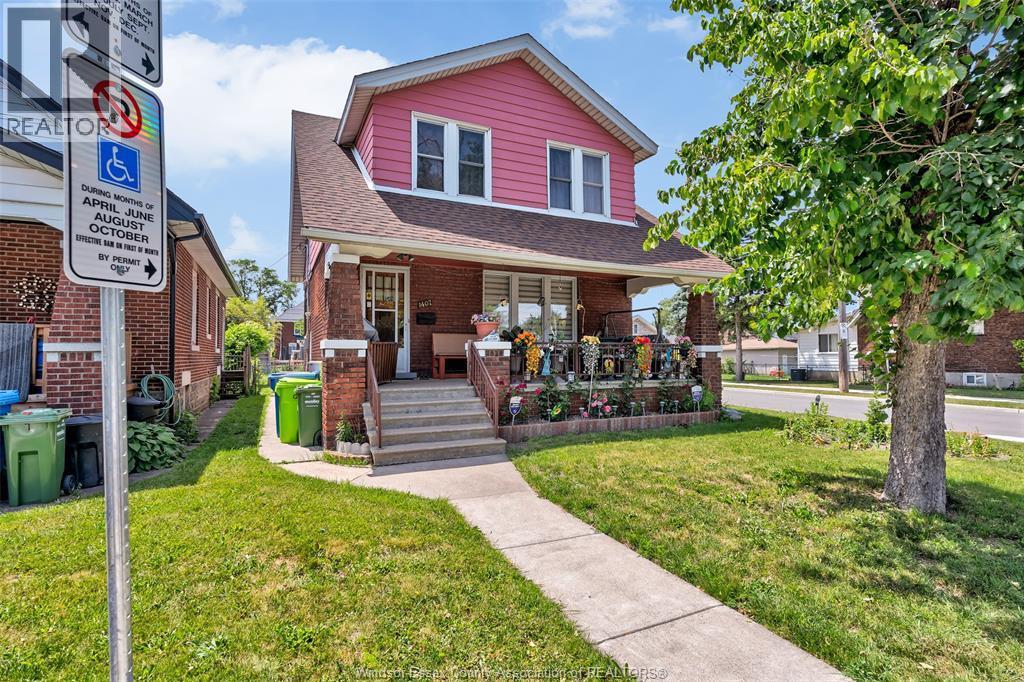 1407 Hall, Windsor — photograph 2