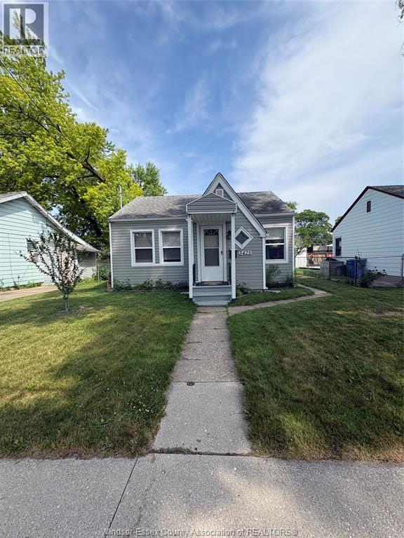 Single Family — 3425 Harris, Windsor, Ontario