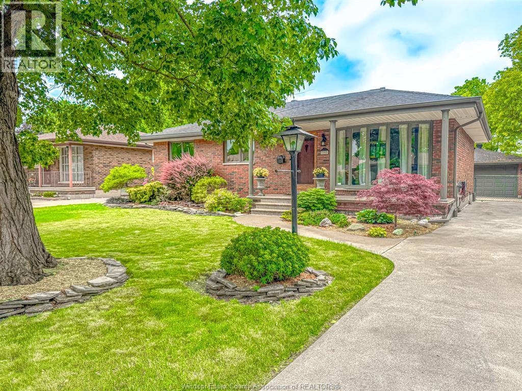 Single Family — 1165 Coventry, Windsor, Ontario