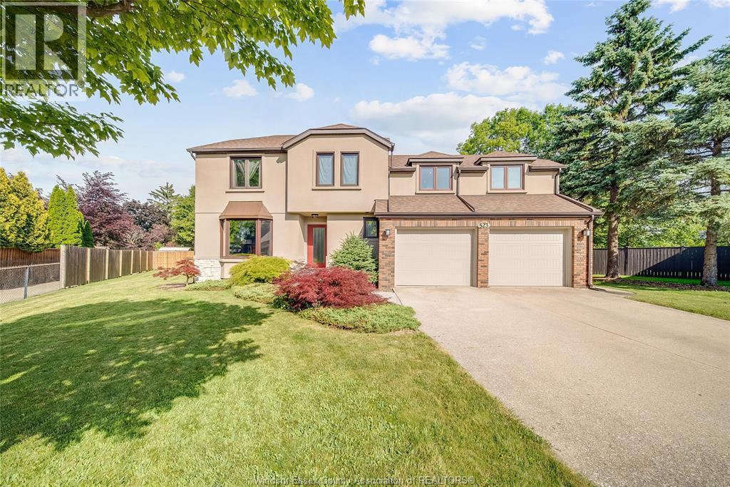 Single Family — 523 Collier Crescent, Tecumseh, Ontario