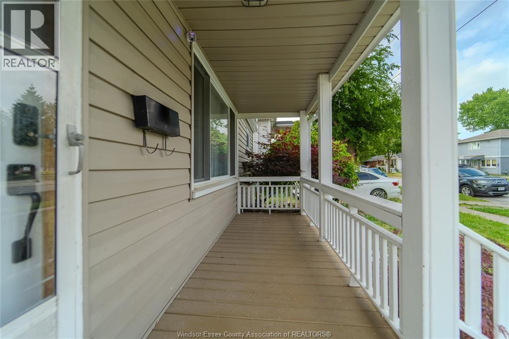 2647 George, Windsor — photograph 3