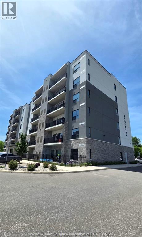 3290 Stella Crescent #404, Windsor — photograph 2