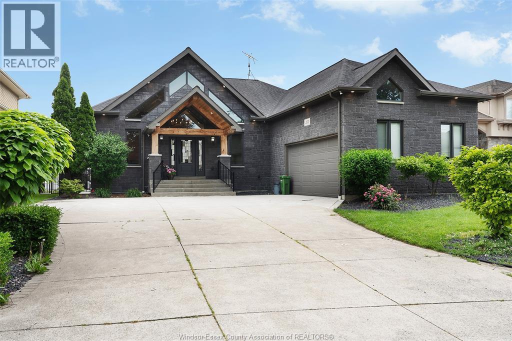 263 Russel Woods Drive, Lakeshore — primary photograph