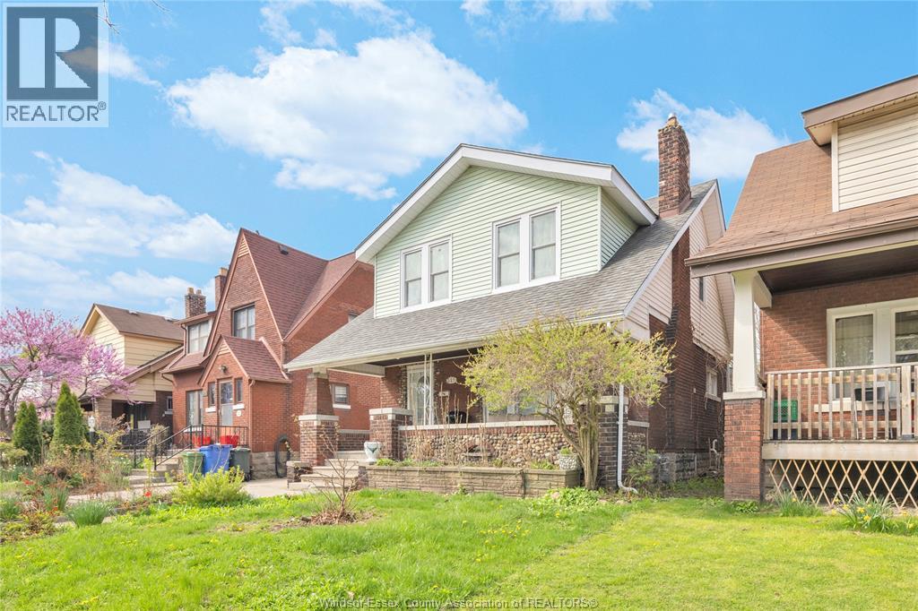 321 Rankin Avenue, Windsor — photograph 2