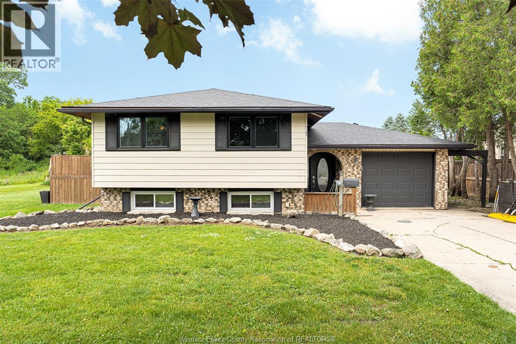 7165 Malden Road, LaSalle — primary photograph