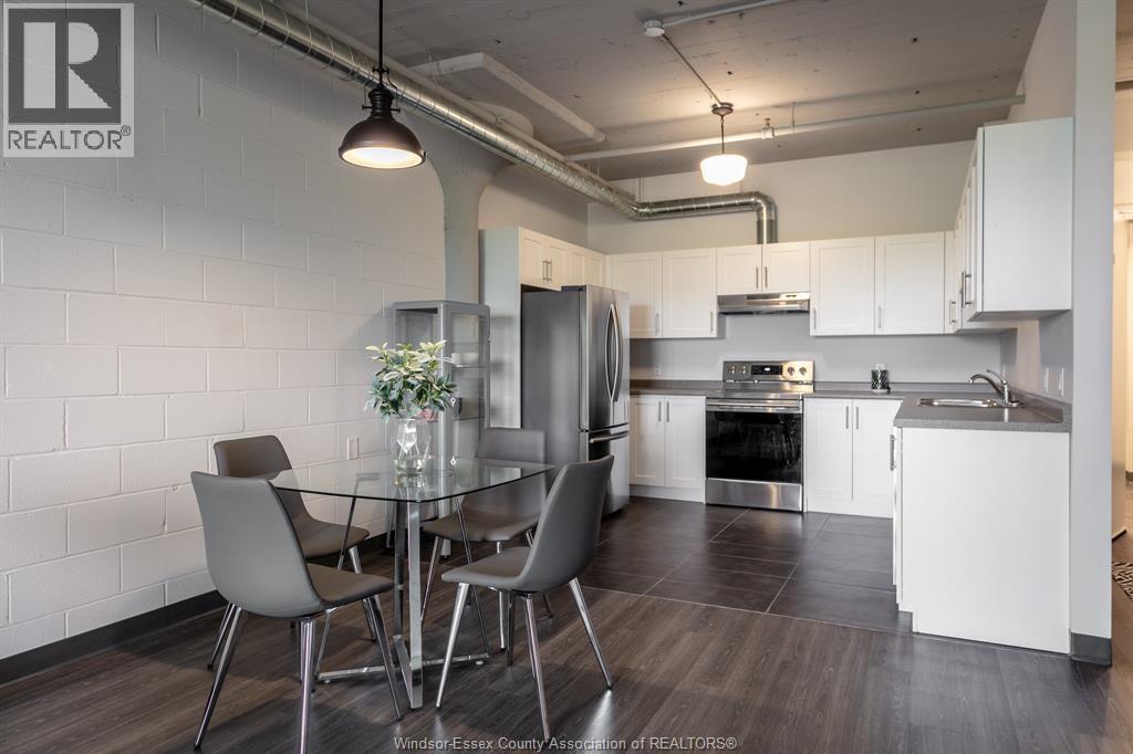 2109 Ottawa Street #201, Windsor — photograph 2