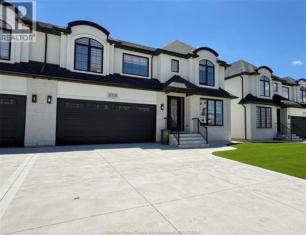 4538 Valerio Crescent, LaSalle — photograph 3