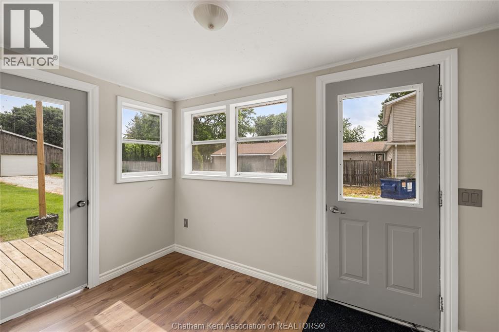 13320 Base Line, Thamesville — photograph 3