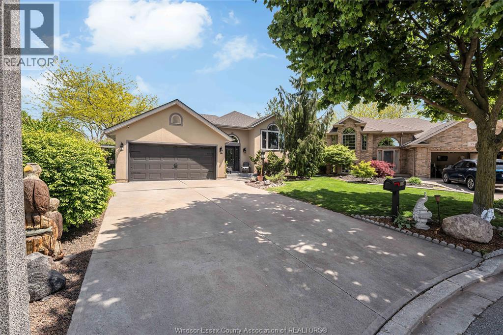 398 Thorn Ridge Crescent, Amherstburg — photograph 2