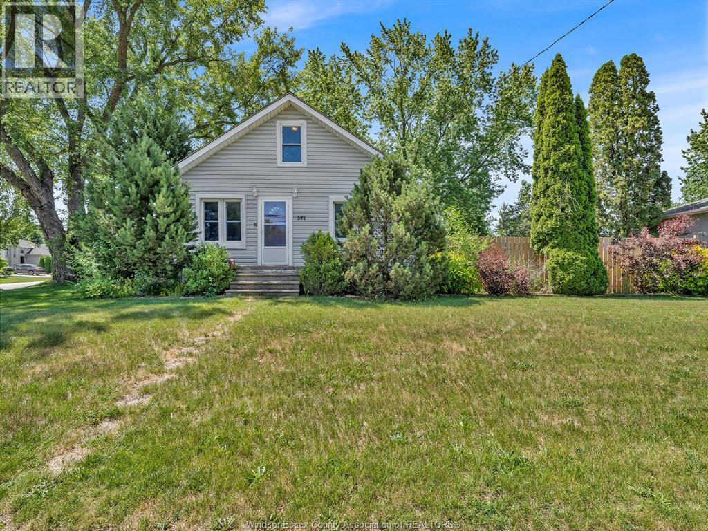Single Family — 592 Reaume, LaSalle, Ontario