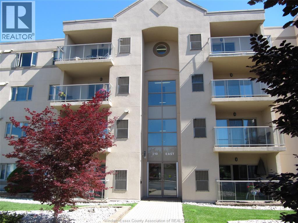 Single Family — 310 Village Grove Drive, Tecumseh, Ontario