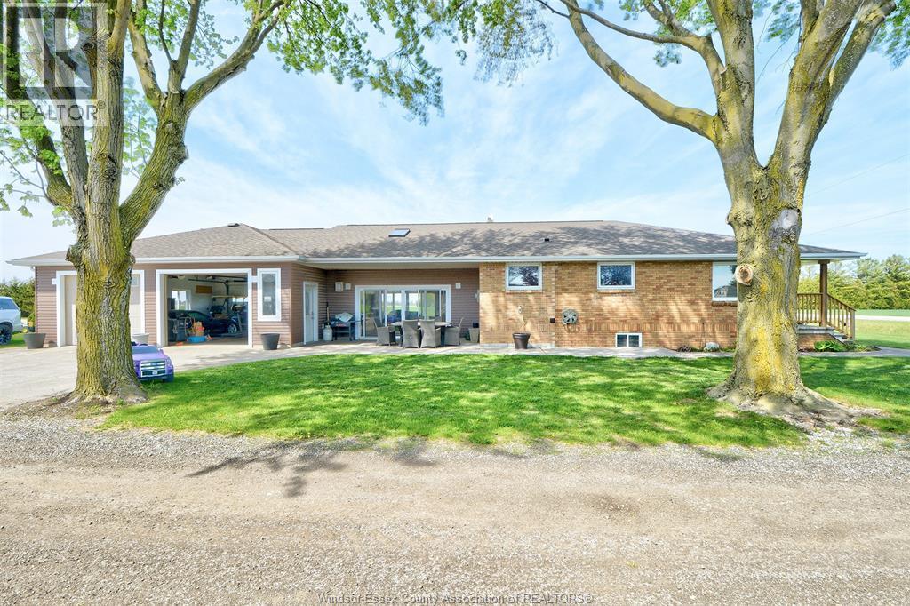 Single Family — 4791 Concession Rd 9, Windsor, Ontario