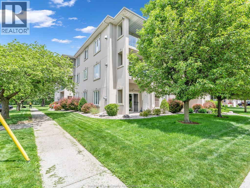 4850 Grand Boulevard #202, Windsor — photograph 2