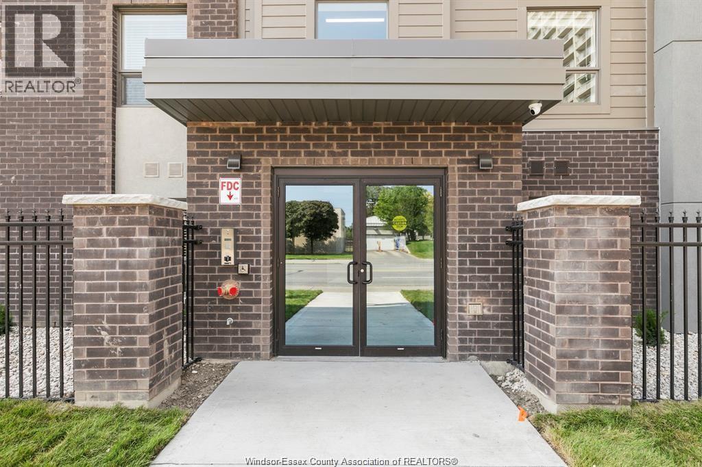 955 Ouellette Avenue #301, Windsor — photograph 3