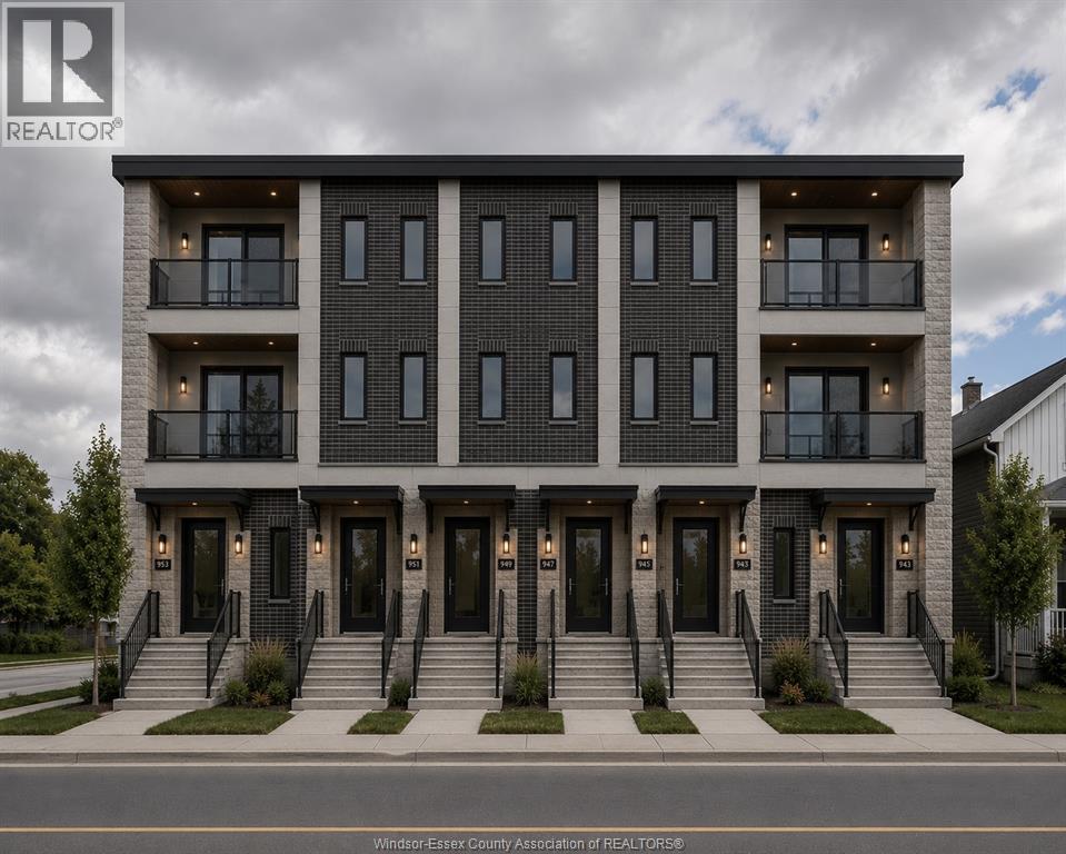 585 Chatham Street, Windsor — photograph 2
