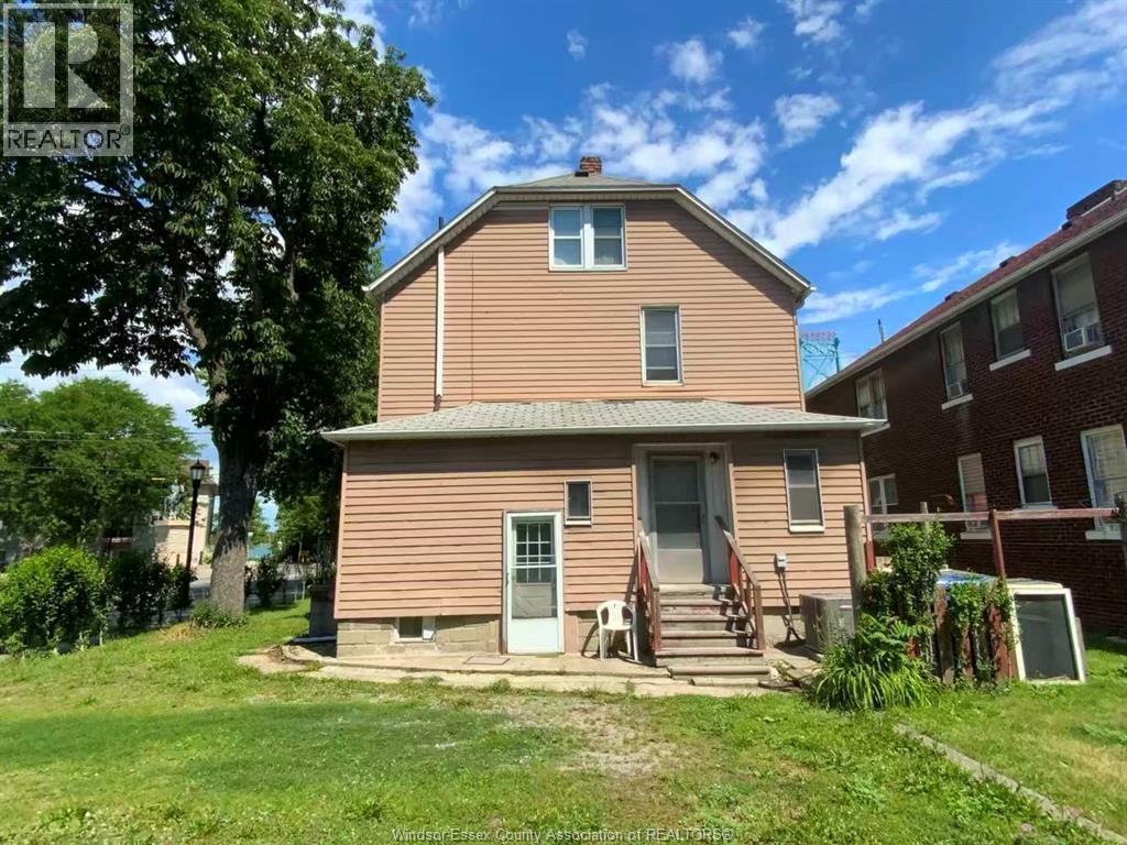Single Family — 2995 University Ave W, Windsor, Ontario