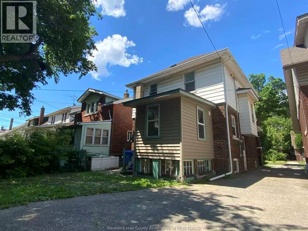 356 Rankin Ave, Windsor — photograph 3