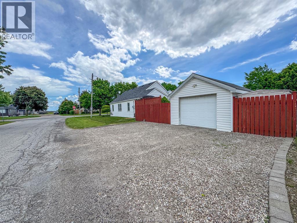 3603 Riberdy, Windsor — photograph 3