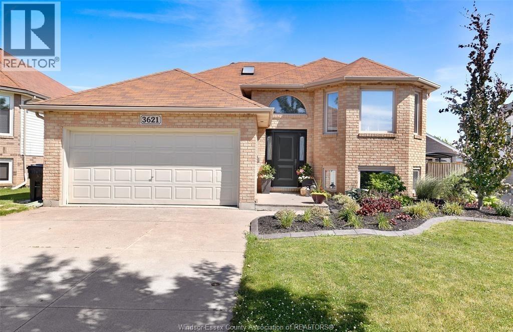Single Family — 3621 Deerbrook Drive, Windsor, Ontario