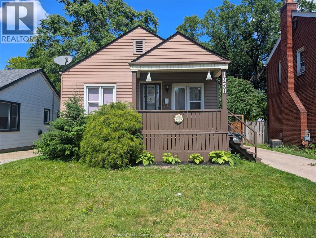 Single Family — 1958 Tourangeau Road, Windsor, Ontario