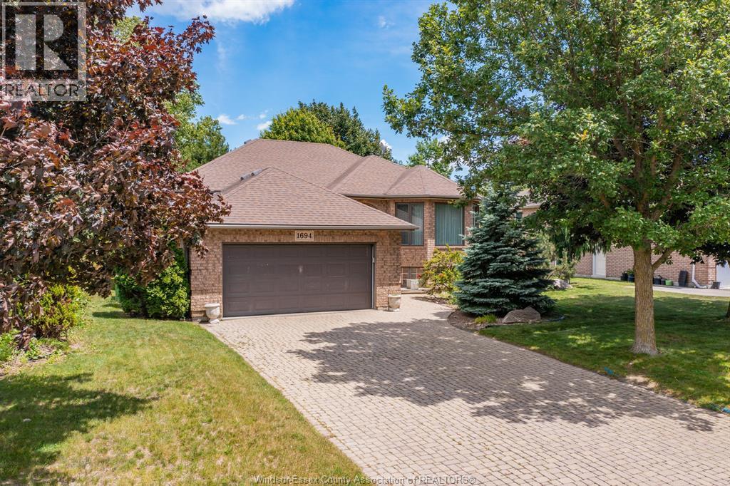 Single Family — 1694 Chornoby, Tecumseh, Ontario