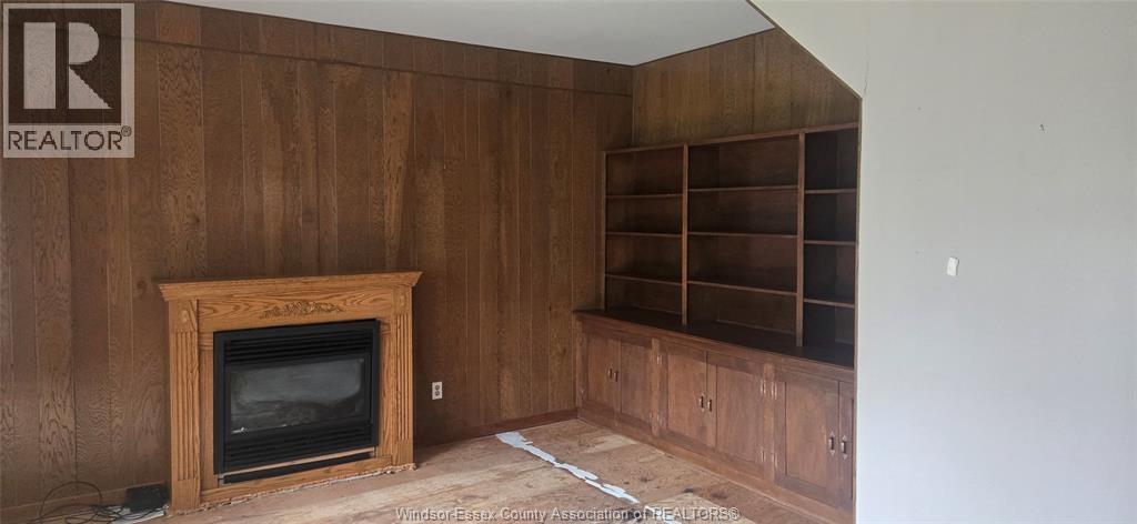 960 Scofield Avenue, Windsor — photograph 3