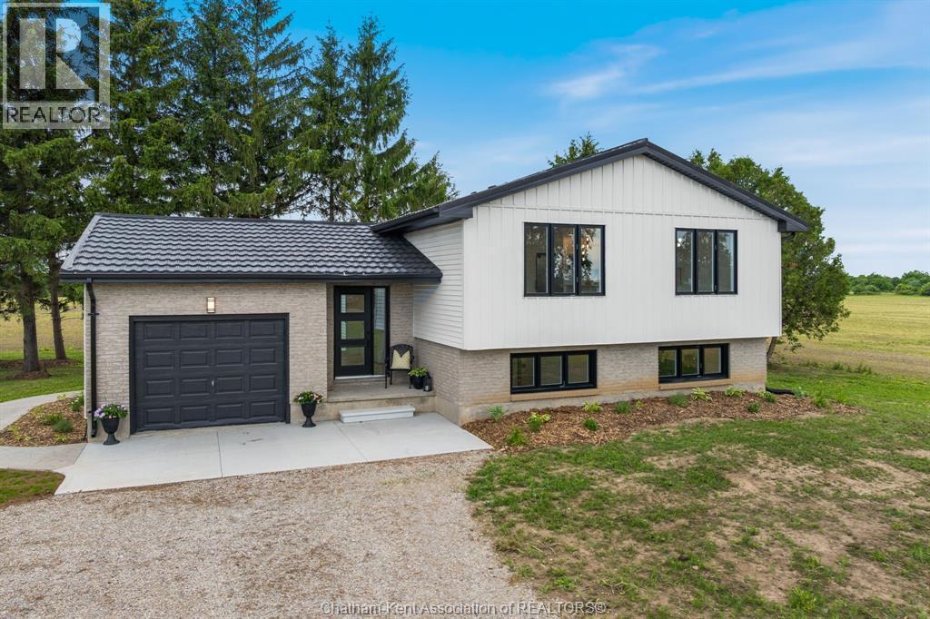 5583 Carriage Road, Delaware Town — primary photograph