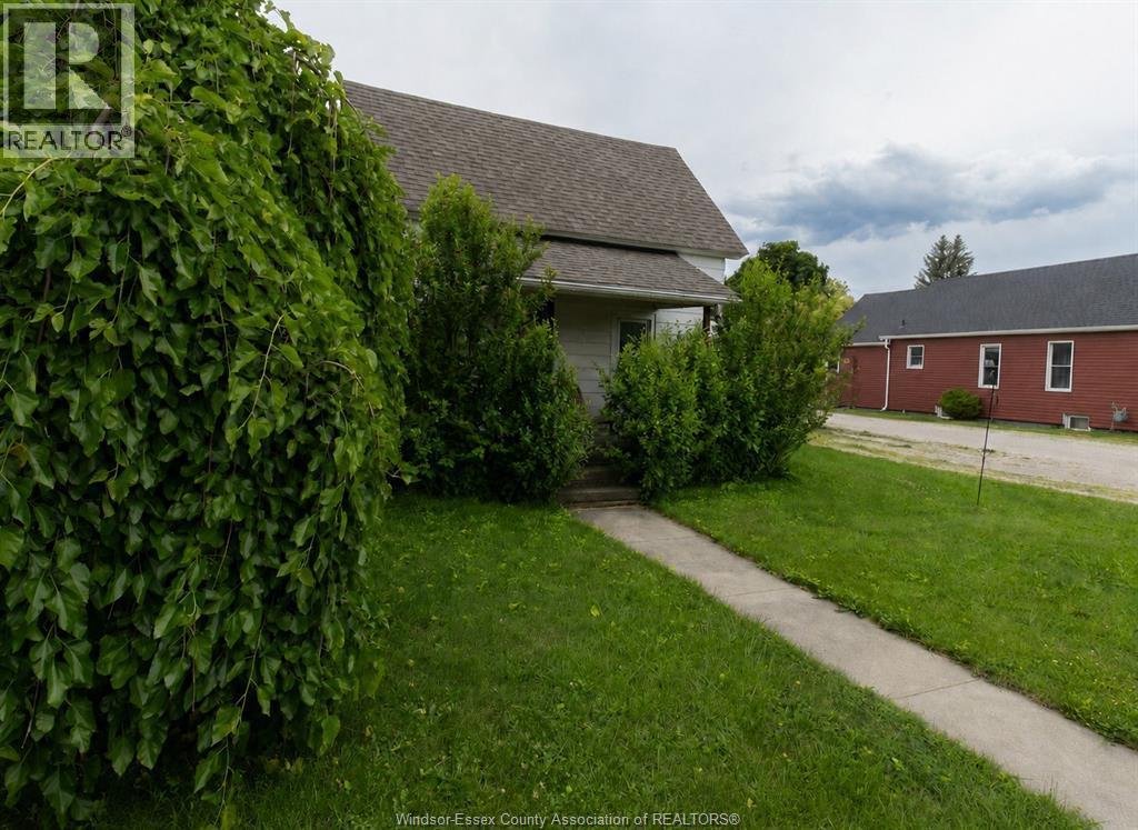 267 Fort Street, Amherstburg — photograph 2
