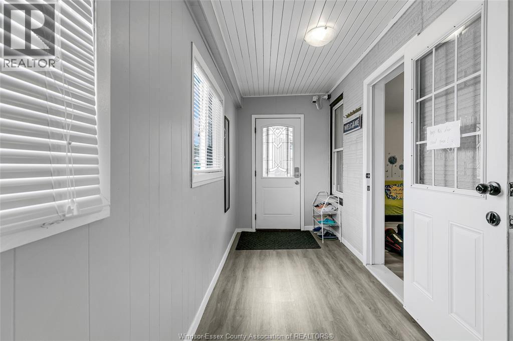 1641 Drouillard, Windsor — photograph 3