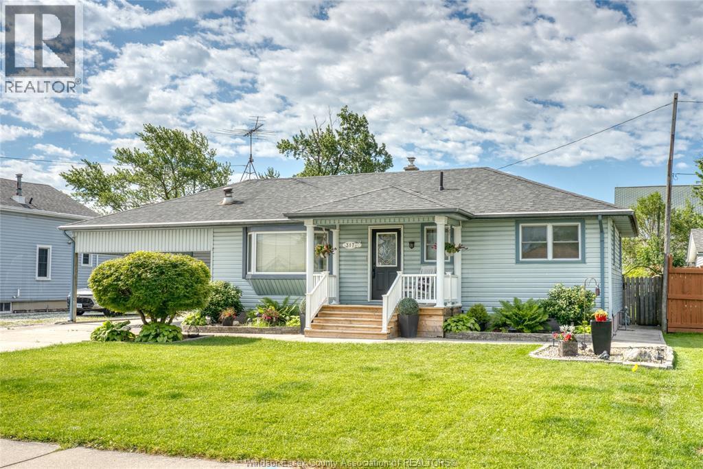 Single Family — 317 Parkside Drive, McGregor, Ontario