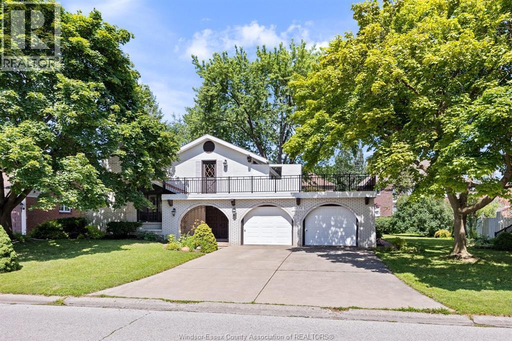 Single Family — 3770 Huntington, Windsor, Ontario