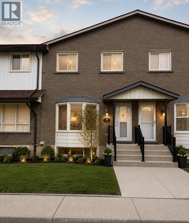 241 Limeridge Road #2, Hamilton — primary photograph