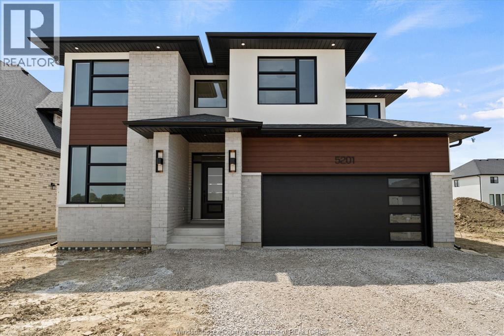 Single Family — 5221 Rafael Street, Tecumseh, Ontario