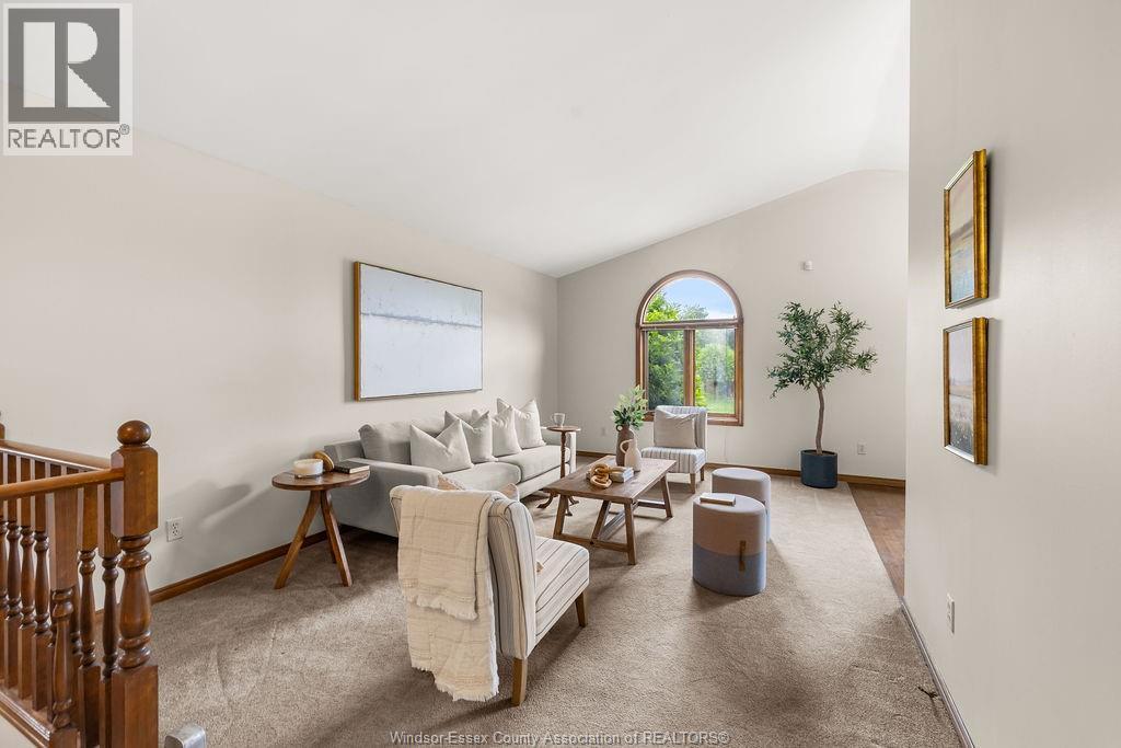 283 Ramblewood, LaSalle — photograph 3