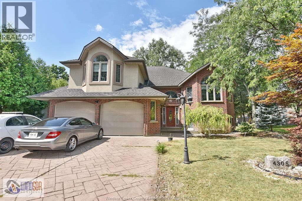 Single Family — 4305 Casgrain, Windsor, Ontario