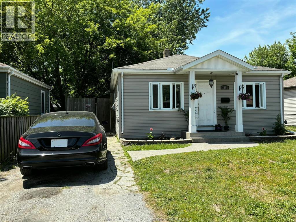 Single Family — 2591 Meighen Road, Windsor, Ontario