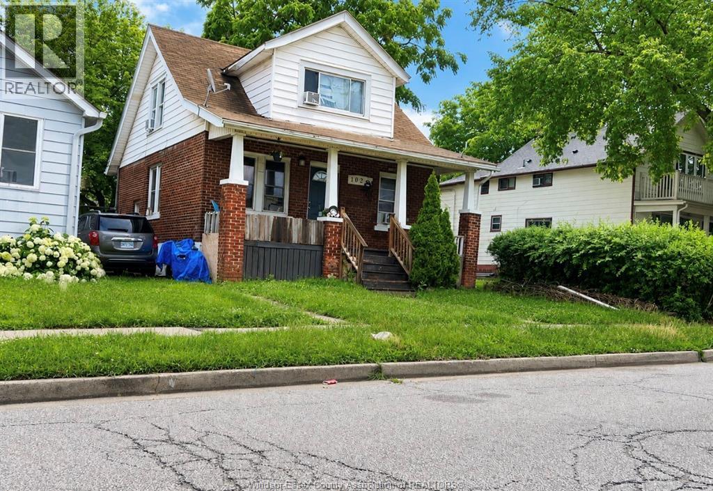 1026 Felix Street, Windsor — primary photograph