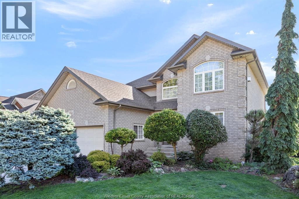 Single Family — 5760 Wayne, LaSalle, Ontario