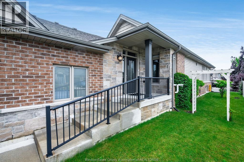 1 Woodland Street, Kingsville — photograph 2