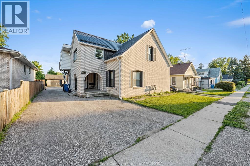 Single Family — 143 Wellington Street, Harrow, Ontario